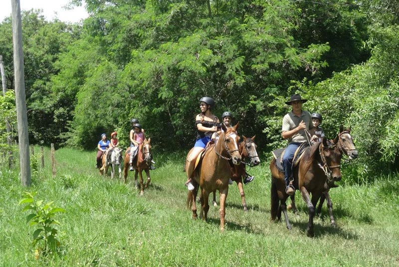 Cavalgada Recanto do Peão: Passeio a Cavalo em Bonito MS